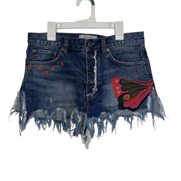Women's We the Free Blue Fields of Sun Butterfly Printed Cutoff Denim Shorts 26 - Picture 2 of 13